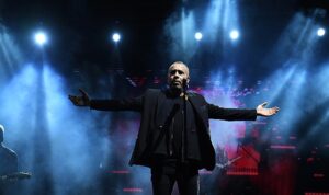 haluk-levent-soyledi-on-binler-eslik-etti-7EwDMLm1.jpg