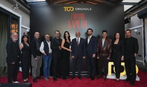 heyecanla-beklenen-zamanin-kapilari-dizisinin-lansmani-gerceklesti-3dPs5gSH.jpg