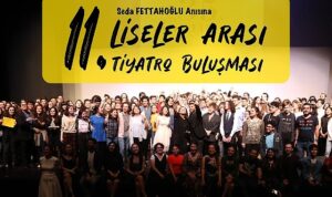 istanbul-buyuksehir-belediyesi-sehir-tiyatrolari-genc-kusagin-tiyatrocu-adaylari-ile-izleyiciyi-bir-araya-getiriyor-hON6BHaH.jpg