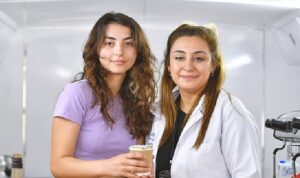izmir-genclik-festivalinde-19-mayis-coskusu-bize-ilac-gibi-geldi-3XQn5rxh.jpg