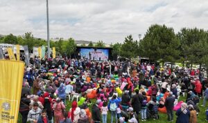 konyadaki-ozel-ogrenciler-kendileri-icin-duzenlenen-bahar-senliginde-gonullerince-eglendi-wzzrbEYI.jpg
