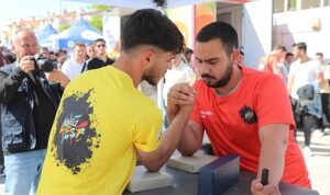 mugla-buyuksehir-belediye-baskani-ahmet-arasin-yerel-secimler-oncesi-vaatlerinden-biri-olan-genclik-festivali-kfPhD35t.jpg