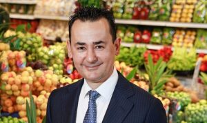 yatirimlarla-buyuyen-carrefoursa-yeni-nesil-perakendenin-oncusu-olmaya-devam-ediyor-kHETA2jt.jpg