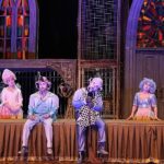 tartuffe-seyircisi-saganak-yagmura-aldirmadi.jpg