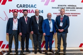 10-kalp-hastasindan-9u-kucuk-kesi-ve-robotik-cerrahi-ile-iyilesebiliyor.jpg