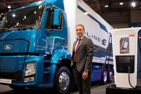 ford-trucks-yeni-nesil-urun-ve-yeniliklerini-hannover-uluslararasi-ticari-arac-fuarinda-sergileyecek.jpg