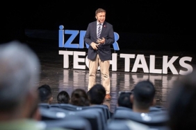 techtalksta-yeni-cag-acilimi-kuzuloglu-insanin-insani-yonettigi-son-kusak-olabiliriz.jpg