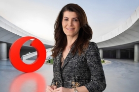 yapay-zekayla-guven-ucurumunu-kapatan-sirketler-gelecege-hazir-hale-geliyor.jpg