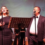 zeki-muren-sevilen-sarkilariyla-anildi.jpg