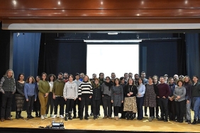 akdeniz-akademisi-kentteki-kultur-sanat-temsilcileriyle-bulustu.jpg