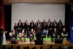 aydin-buyuksehir-belediyesi-kultur-ve-sanat-etkinliklerine-devam-ediyor-buyuksehir-belediyesi-turk-sanat-muzigi-korosu-kuyucakta-konser-duzenledi.jpg