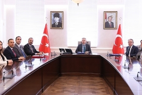 deu-ve-izmir-valiliginden-aileyi-guclendirecek-is-birligi.jpg
