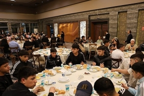 kocaelide-roman-vatandaslar-iftarda-bulustu.jpg