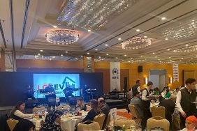 losevden-ankarada-geleneksel-iftar-bulusmasi-kanser-hastalari-birlikte-iftar-yapti-saglik-diledi.jpg