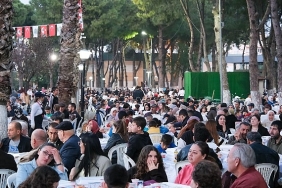 menemende-10-bin-kisilik-kadir-gecesi-iftari.jpg