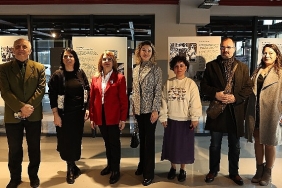 niluferde-bursanin-ipek-kadinlari-sergisi-acildi.jpg