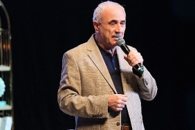 nurullah-genc-soylesisi-zeytinburnu-kultur-sanatta-gerceklesti.jpg