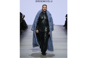 unlu-modaci-emre-erdemoglundan-moskova-fashion-weekte-guclu-ve-zarif-bir-dokunus.jpg