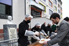 yesilova-mahallesinde-1000-kisilik-iftar-sofrasi.jpg