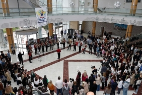 21-nevit-kodalli-coksesli-korolar-festivalinde-7-sehirden-1800-korist-sahne-aldi.jpg