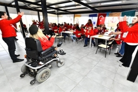 buyuksehirin-izcilik-kampi-ile-iyilik-dolu-bir-yolculuk.jpg