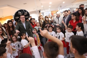 cocuklarin-renkli-dunyasi-cankayada-sergilendi-kucuk-kalpler-buyuk-renkler.jpg