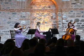 terra-trio-osmangazide-sahne-aldi.jpg
