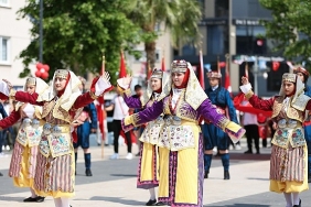 19-mayis-ataturku-anma-genclik-ve-spor-bayrami-narliderede-de-resmi-torenlerle-kutlandi.jpg