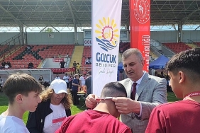 19-mayis-turnuvalarinda-dereceye-giren-okullar-odullendirildi.jpg