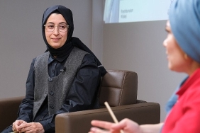 baska-sorular-soylesi-programinin-nisan-ayi-konugu-serap-ekizler-sonmez-oldu.jpg
