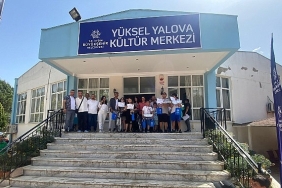 baskan-cercioglunun-destekleriyle-satranc-ogrenen-ogrenciler-hamlelerini-yaristirdi.jpg