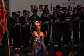 canikte-istanbulun-fethi-coskusu.jpg