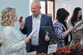 emiralem-cilek-festivali-rekor-kirdi-milyonu-gecti.jpg