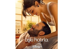 hande-ercel-ve-baris-arducun-basrollerinde-yer-aldigi-disneyin-aski-hatirla-dizisinin-yayin-tarihi-dizinin-yeni-posteriyle-duyuruldu.jpg