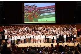 izmir-uluslararasi-coksesli-korolar-festivalinde-muhtesem-final.jpg
