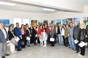 kaklic-sanat-akademisinin-yil-sonu-sergisi-buyuk-ilgi-gordu.jpg
