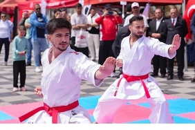 keciorende-19-mayis-coskusu-erken-basladi.jpg