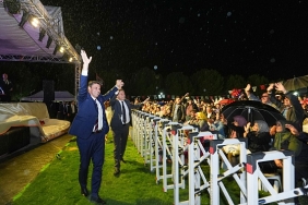 koprubasinin-ilce-olusunun-35-yil-donumunde-coskulu-kutlama.jpg