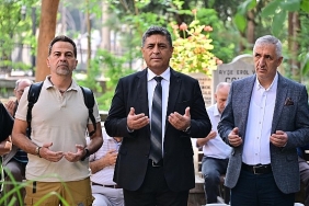 manisa-tarzani-ahmet-bedevi-mezari-basinda-anildi.jpg