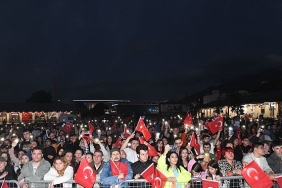 osmangazide-19-mayis-coskusu-konserlerle-doruga-cikti.jpg
