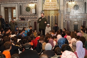 sertac-abi-cocuklara-oyun-dunyasini-anlatacak.jpg
