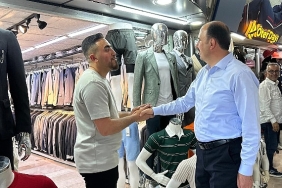 baskan-altay-bayram-alisverisine-cikan-konyalilari-ve-esnaflari-ziyaret-etti.jpg