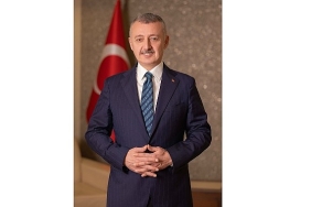baskan-buyukakin-kurban-bayramini-kutladi-kurban-kalbin-secdesi-gonlun-rabbine-boyun-egisidir.jpg