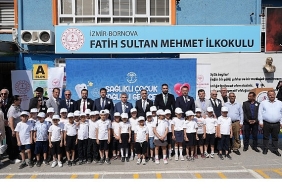 bornovada-saglikli-cocuk-saglikli-gelecek-programi-yogun-katilimla-gerceklestirildi.jpg