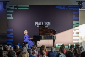 gulsin-onaydan-terminal-kadikoyde-buyuleyici-bir-chopin-gecesi.jpg