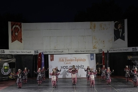 inegolde-halk-danslari-gecesi-ile-yaz-etkinlikleri-basladi.jpg