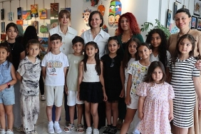 karabaglarda-sanat-dolu-performans-gunleri-basladi.jpg
