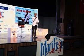 marifest25te-kum-ve-siir-ruzgari.jpg