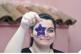 osmangazili-kadinlar-hemcinsleri-icin-hediye-anahtarlik-uretiyor.jpg