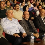 selcuklu-sanat-akademisi-ferdi-tayfuru-sarkilariyla-yad-etti.jpg